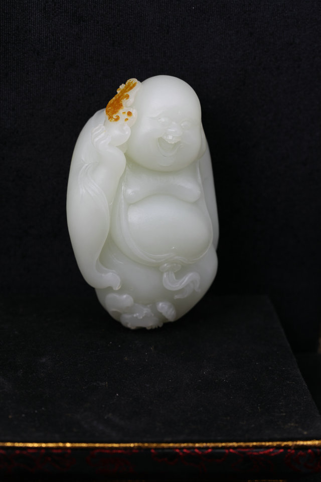 杨小荣玉雕弥勒